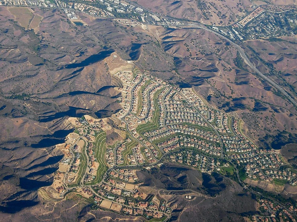 airborne over calabasas california
